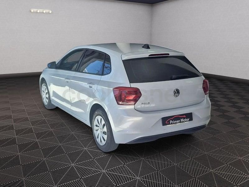 Usado VW Polo Advance 95 CV (69 kW) 2018 Gris / plata Utilitario