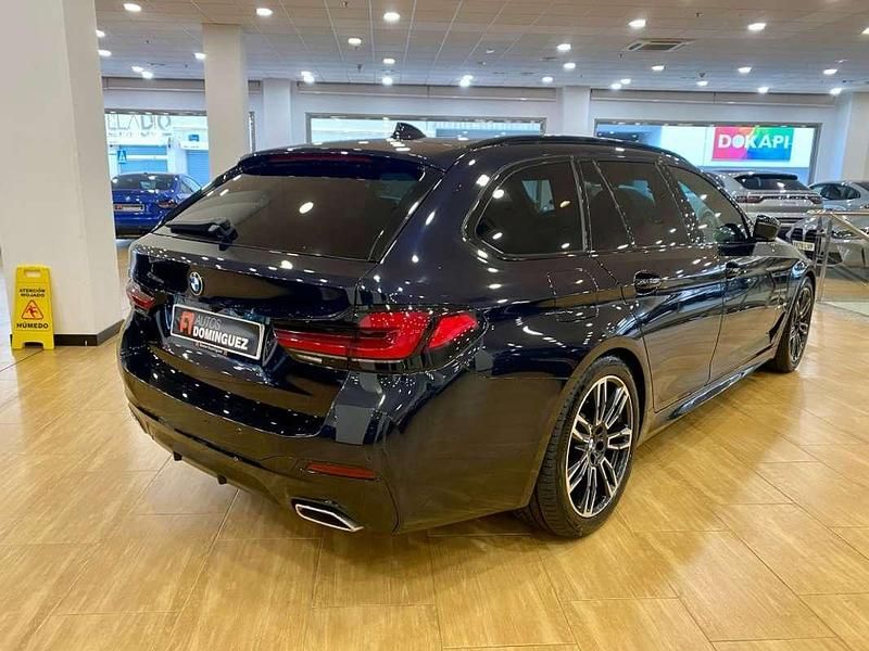 Usado BMW 520 190 CV (139 kW) 2023 Negro Familiar