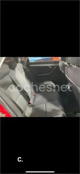 Usado Audi A4 163 CV (119 kW) 2005 Rojo Berlina