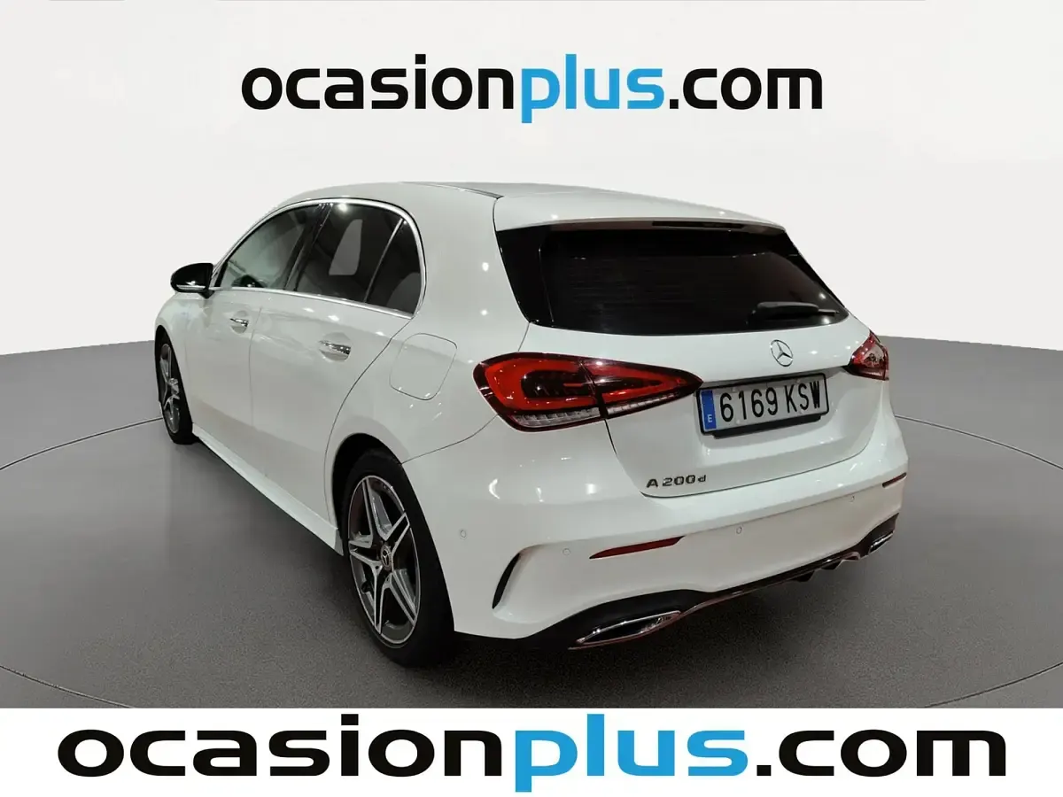 Usado Mercedes A180 116 CV (85 kW) 2019 Blanco Utilitario