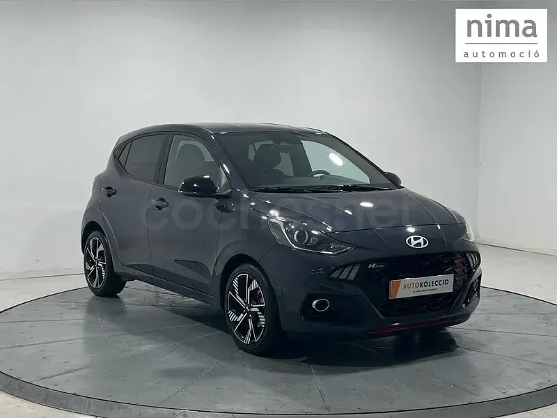 Usado Hyundai i10 N Line 79 CV (58 kW) 2025 Gris / plata Utilitario