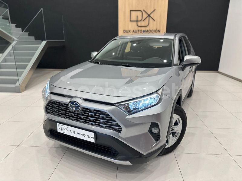 Gris Usado 2021 Toyota RAV4 Hybrid Business Edition SUV | 32.990 € (Precio justo) - Imagen 1/4