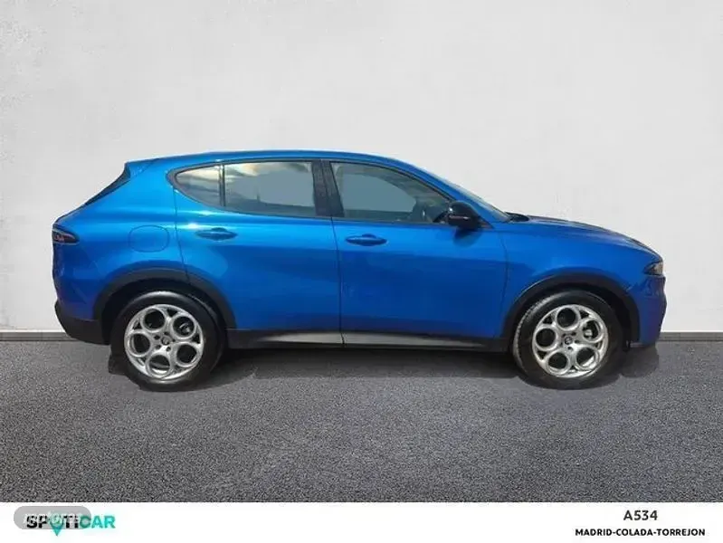 Usado Alfa Romeo Tonale Sprint 130 CV (95 kW) 2023 Azul SUV