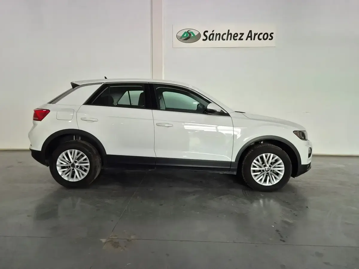 Usado VW T-Roc Edition 116 CV (85 kW) 2021 Blanco SUV