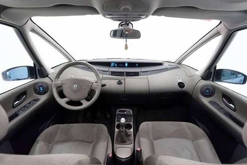 Usado Renault Espace Initiale 149 CV (109 kW) 2005 Gris Monovolumen