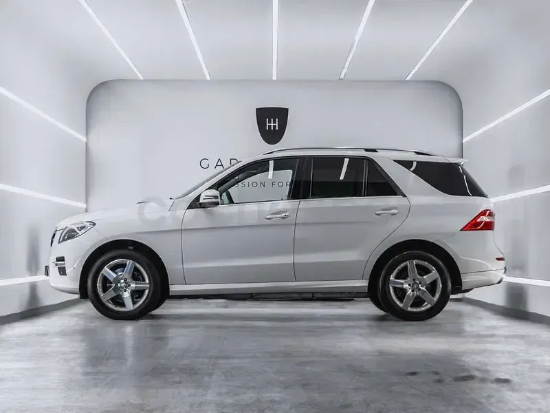 Usado Mercedes GLE250 AMG line 204 CV (150 kW) 2015 Blanco SUV