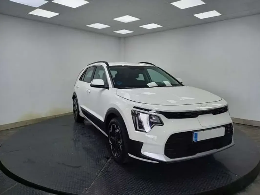 Usado Kia e-Niro 150 kW (204 CV) 2023 Blanco SUV
