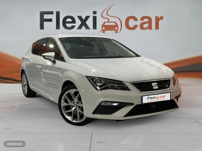 Usado Seat Leon FR 150 CV (110 kW) 2018 Blanco Berlina