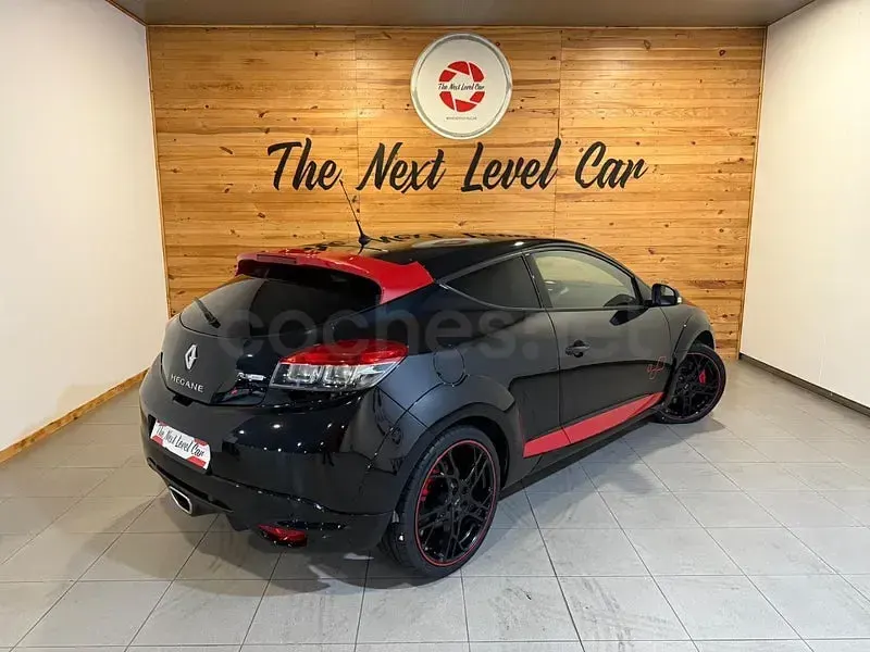 Usado Renault Mégane R.S. 275 CV (202 kW) 2015 Negro Coupe