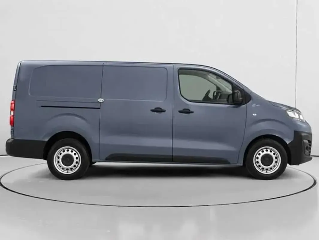 Usado Citroën Jumpy 102 CV (75 kW) 2020 Gris Monovolumen