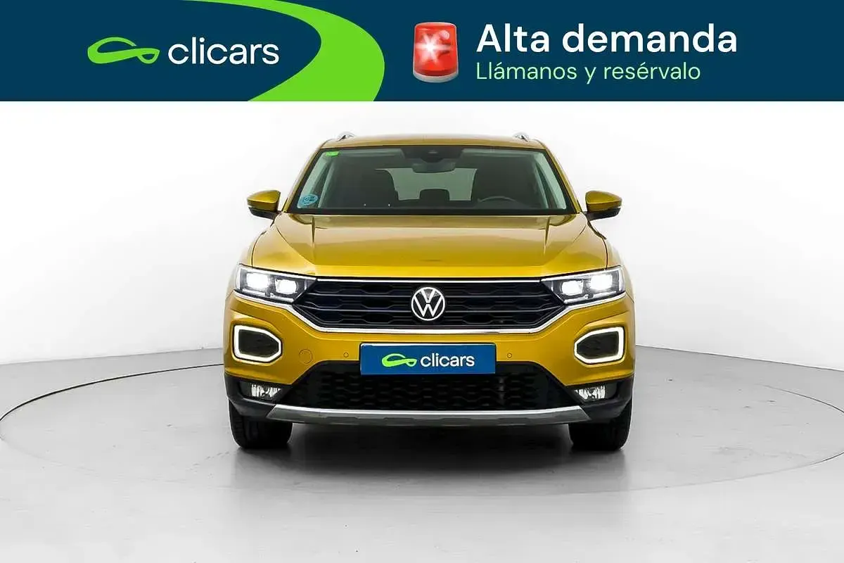Usado VW T-Roc Advance 150 CV (110 kW) 2021 Amarillo SUV