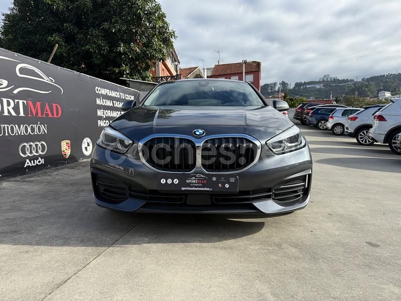 Usado BMW 118 136 CV (100 kW) 2021 Gris / plata Utilitario