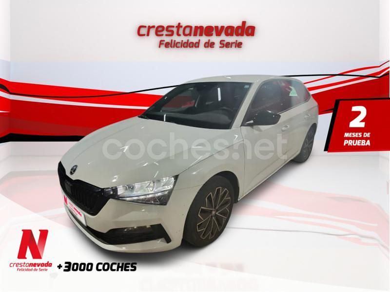 Blanco Usado 2023 Skoda Scala Sport Utilitario | 19.990 € (Precio justo) - Imagen 1/4