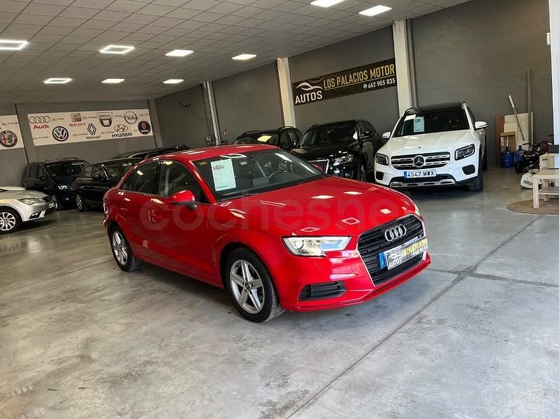 Usado Audi A3 Advanced Plus 116 CV (85 kW) 2021 Rojo Berlina