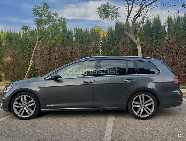 Gris / plata Usado 2018 VW Golf VII Sportline Familiar | 17.300 € (Precio justo) - Imagen 1/4