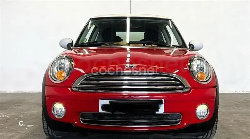 Usado Mini ONE 90 CV (66 kW) 2007 Rojo Utilitario