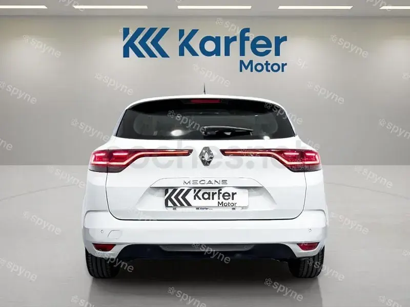 Usado Renault Mégane GrandTour Business 115 CV (84 kW) 2021 Blanco Familiar