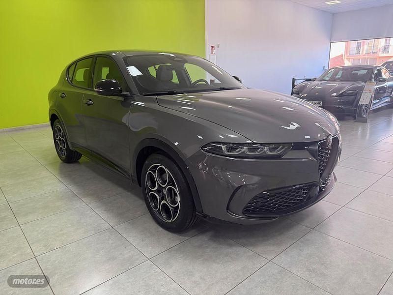 Usado Alfa Romeo Tonale Sprint 130 CV (95 kW) 2024 Gris SUV