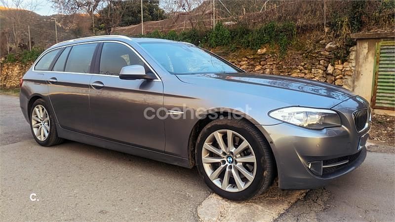 Usado BMW 525 Comfort Edition 218 CV (160 kW) 2013 Gris / plata Familiar