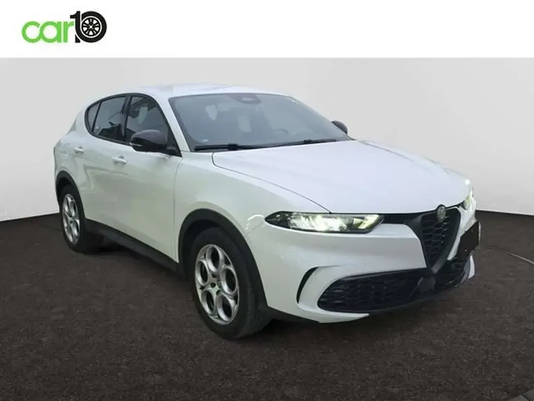 Usado Alfa Romeo Tonale Sprint 131 CV (96 kW) 2022 Blanco SUV