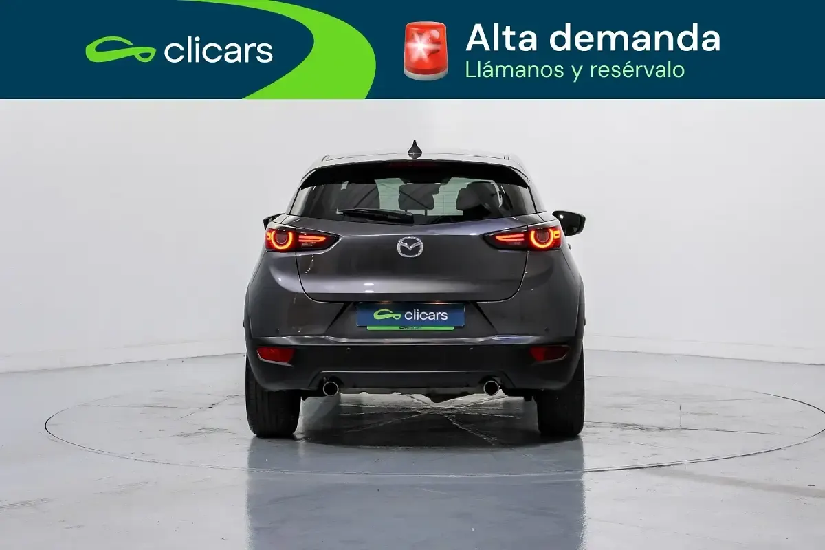 Usado Mazda CX-3 115 CV (84 kW) 2018 Gris SUV