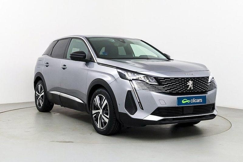 Usado Peugeot 3008 Allure 225 CV (165 kW) 2022 Gris SUV