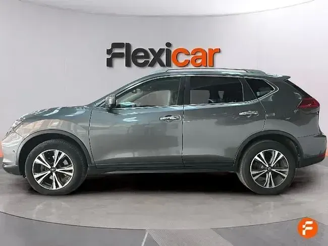 Usado Nissan X-Trail N-Connecta 150 CV (110 kW) 2020 Gris SUV