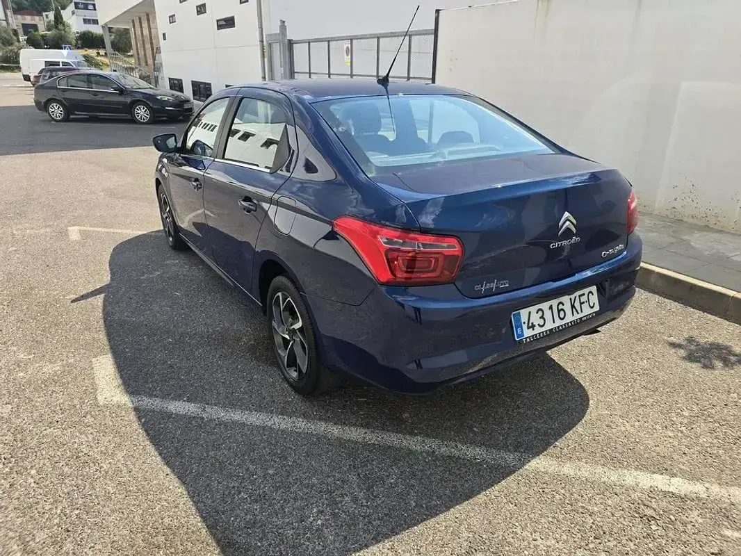 Usado Citroën C-Elysee I Shine 100 CV (73 kW) 2018 Azul Berlina