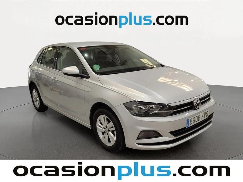 Usado VW Polo Advance 95 CV (69 kW) 2019 Gris plata Utilitario