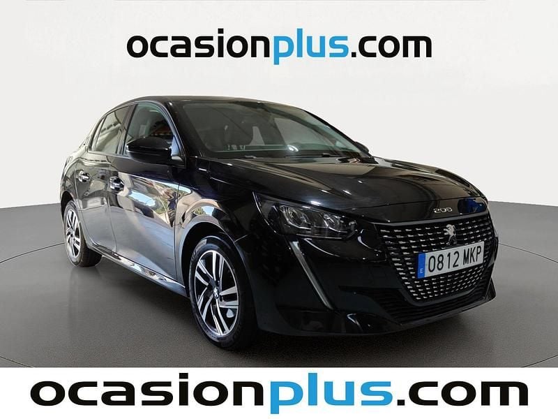 Usado Peugeot 208 Allure 102 CV (75 kW) 2023 Negro Utilitario