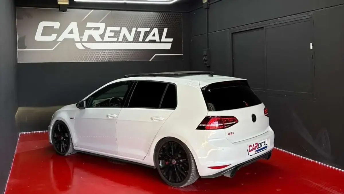 Usado VW Golf VII GTI 230 CV (169 kW) 2014 Blanco Utilitario