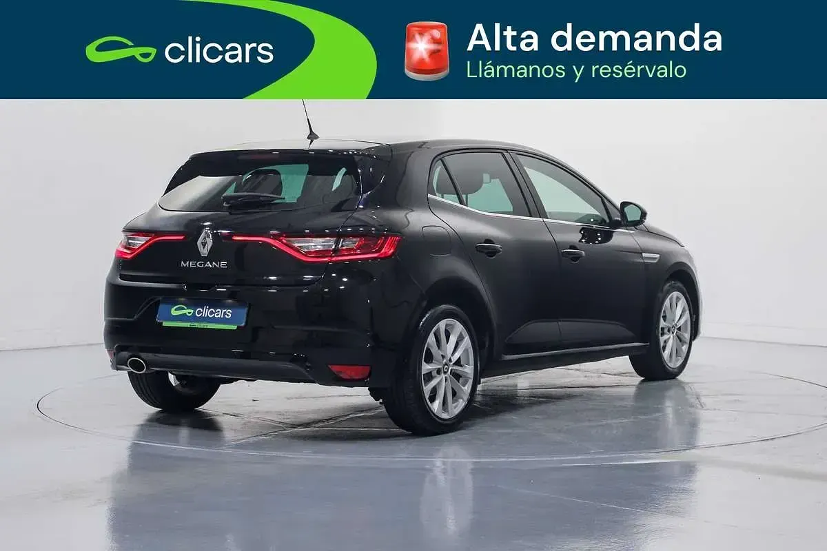 Usado Renault Mégane Zen 140 CV (102 kW) 2019 Negro Utilitario