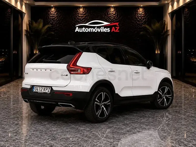 Usado Volvo XC40 R-Design 190 CV (139 kW) 2018 Blanco SUV