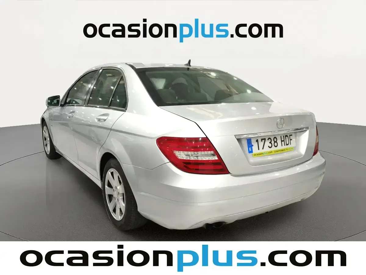 Usado Mercedes C180 Edition 156 CV (114 kW) 2011 Plateado Berlina