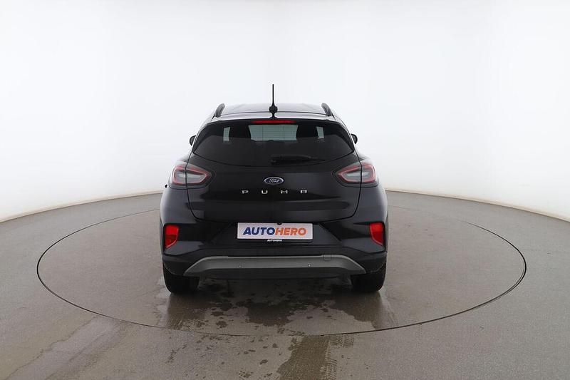 Usado Ford Puma Titanium 125 CV (91 kW) 2023 Negro SUV