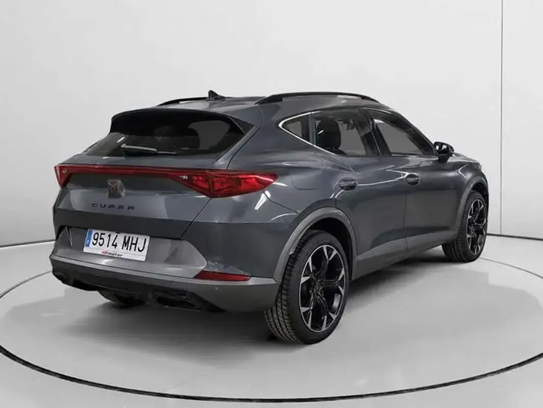Usado Cupra Formentor 150 CV (110 kW) 2023 Gris SUV