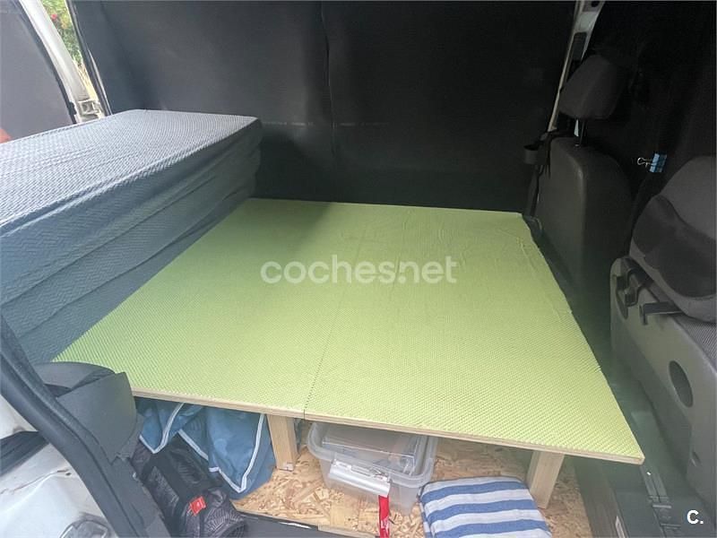 Usado Ford Transit Connect Trend 95 CV (69 kW) 2015 Blanco Monovolumen