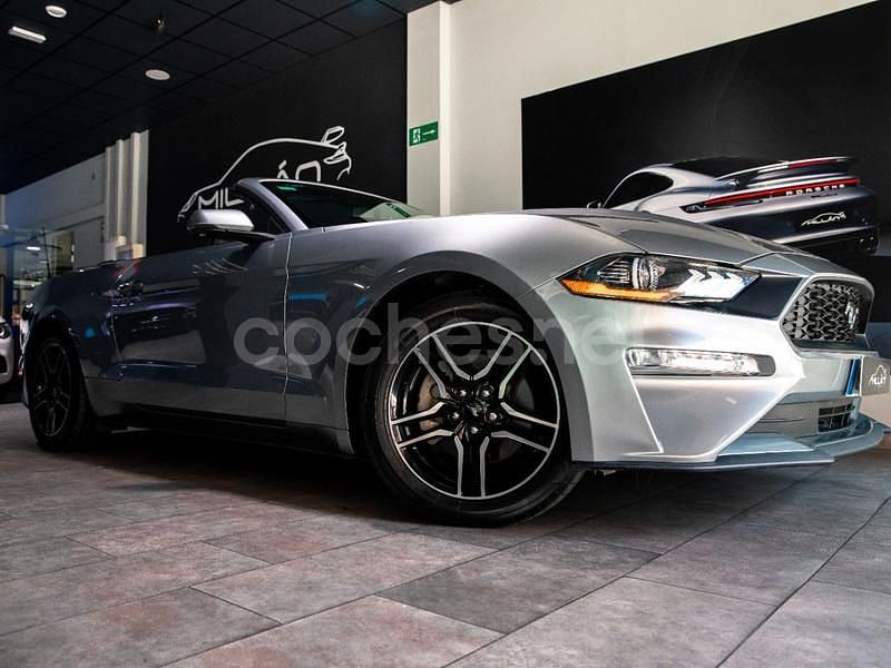 Gris / plata Usado 2019 Ford Mustang Descapotable | 34.900 € (Precio justo) - Imagen 1/4