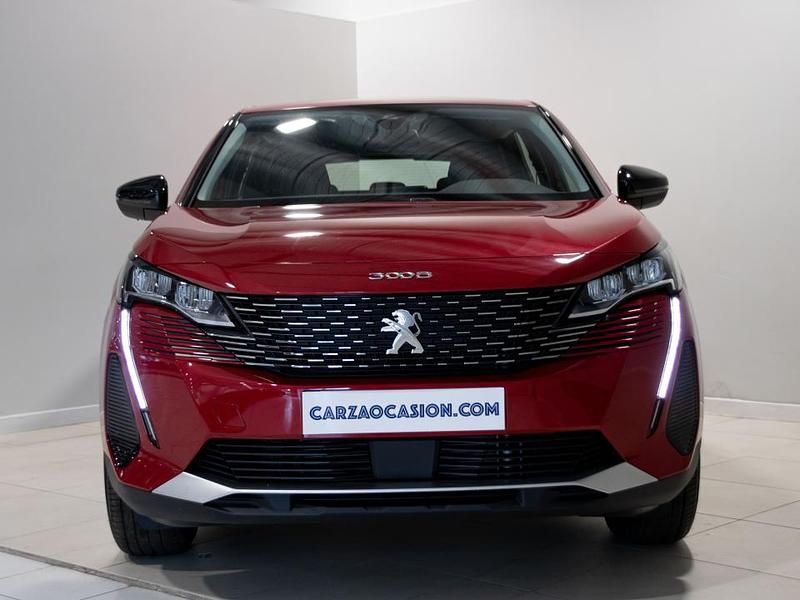 Usado Peugeot 3008 Active 130 CV (95 kW) 2022 Rojo SUV