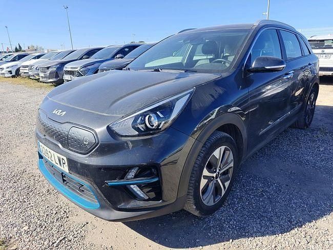 Usado Kia e-Niro 150 kW (204 CV) 2022 Azul SUV