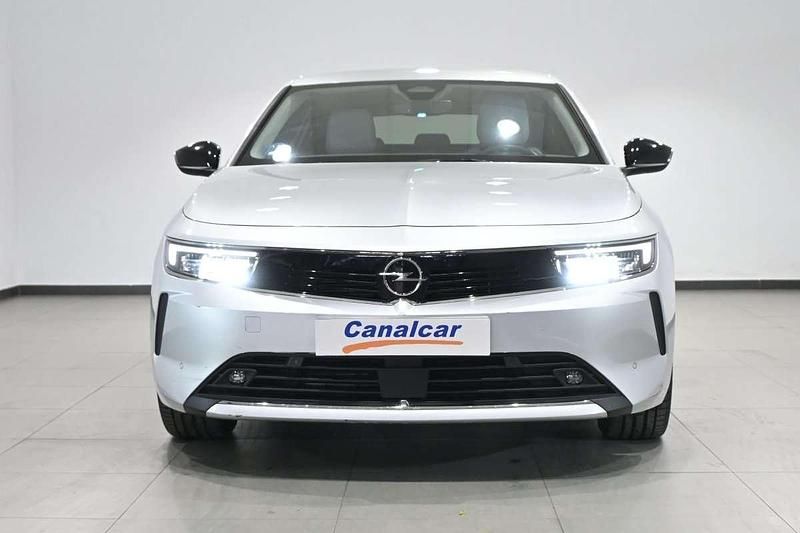 Usado Opel Astra Elegance 181 CV (133 kW) 2022 Gris Utilitario