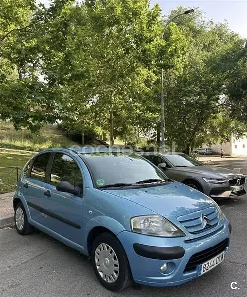 Usado Citroën C3 Furio 75 CV (55 kW) 2006 Azul Berlina