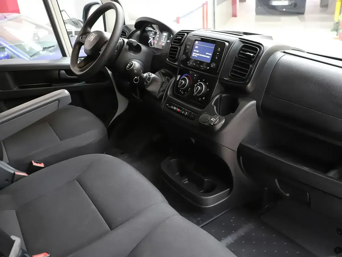 Usado Fiat Ducato 140 CV (102 kW) 2024 Blanco Van