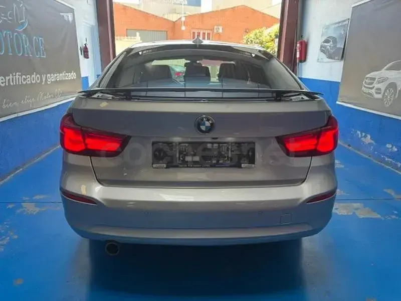 Usado BMW 318 Gran Turismo 150 CV (110 kW) 2019 Gris / plata Berlina