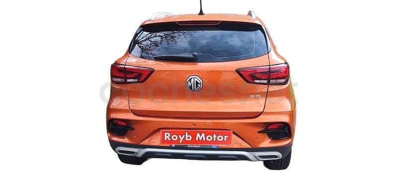 Usado MG ZS Comfort 111 CV (81 kW) 2024 Naranja SUV
