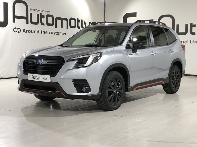 Gris Usado 2023 Subaru Forester SUV | 41.490 € - Imagen 1/4