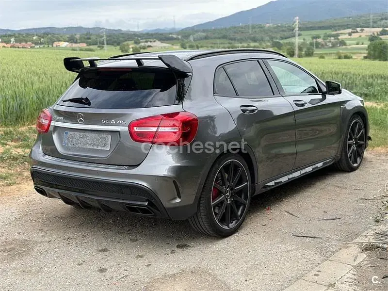 Usado Mercedes GLA45 AMG 381 CV (280 kW) 2015 Gris / plata SUV