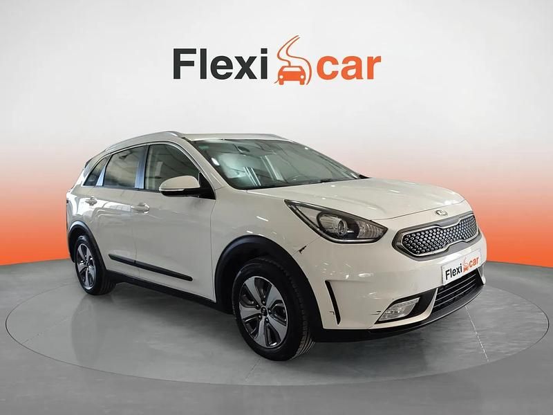 Usado Kia Niro 141 CV (103 kW) 2019 Blanco SUV