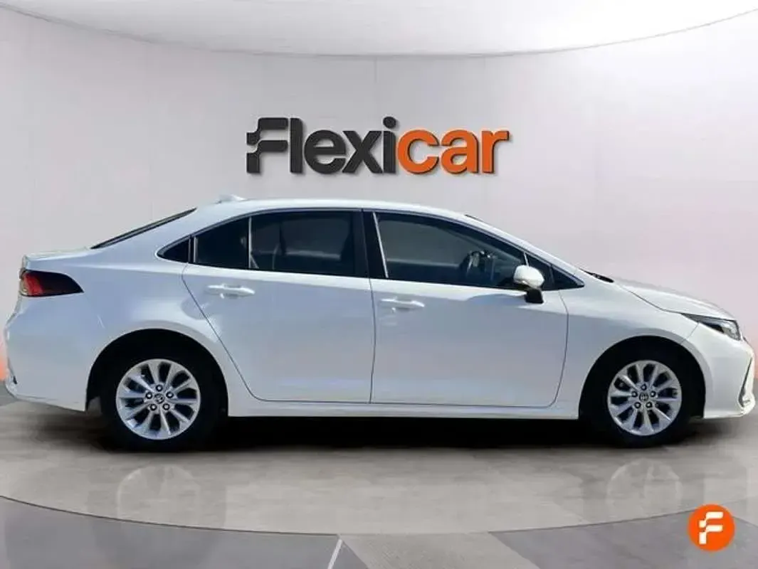 Usado Toyota Corolla Active 140 CV (102 kW) 2022 Blanco Utilitario