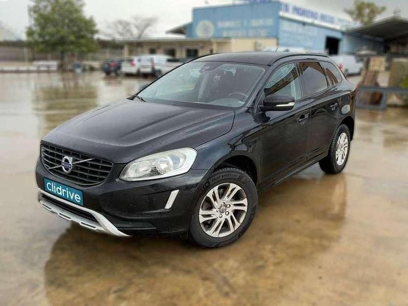 Usado Volvo XC60 Momentum 150 CV (110 kW) 2016 Negro SUV